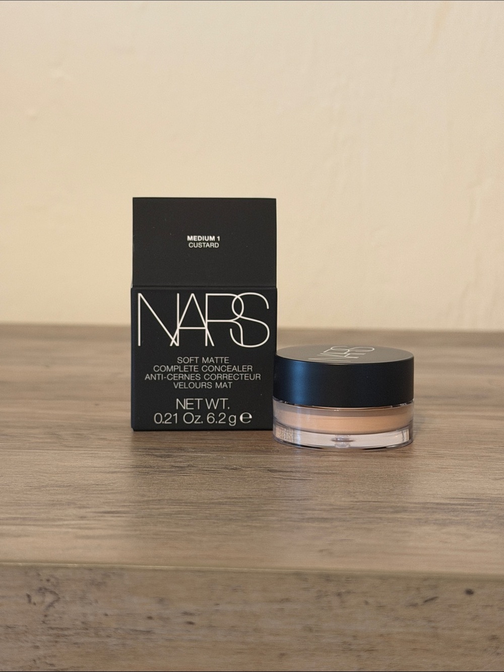 NARS
Soft Matte Complete Full Coverage Longwear Concealer with Hyaluronic Acid